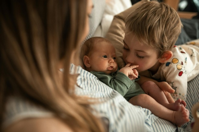 ¿Qué significa soñar con tus hermanos?