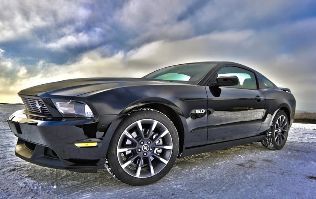 ¿Qué significa soñar con un coche negro?