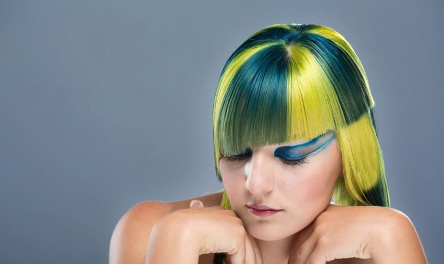 ¿Qué significa soñar con teñirse el pelo?