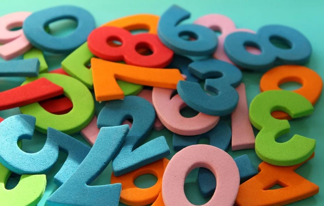 ¿Qué significa soñar con números?