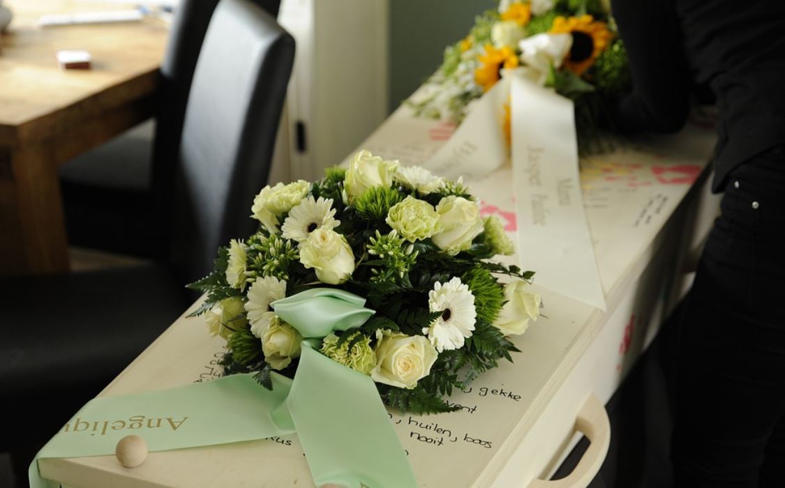 ¿Qué significa soñar con la muerte de un ser querido?