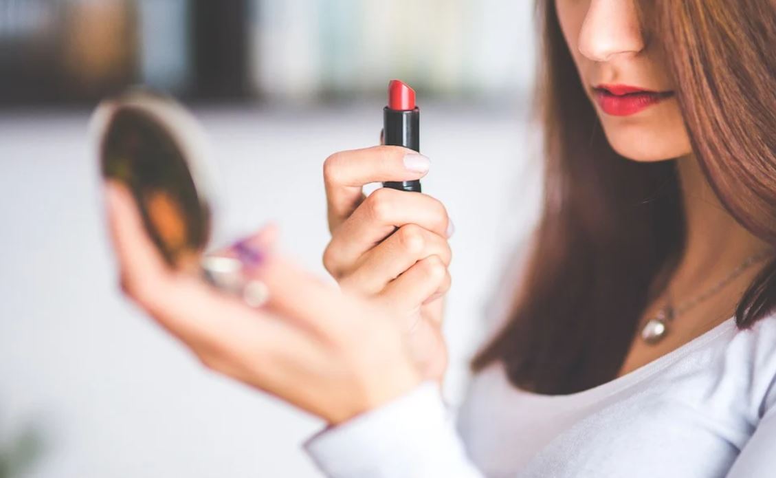 ¿Qué significa soñar con lápiz labial?