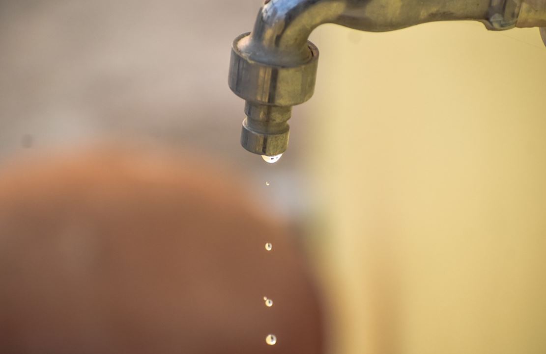 18 Significados de Soñar con una Casa con Gotas