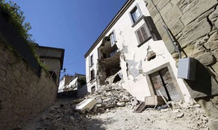 12 Significados de Soñar con el Derrumbe de un Edificio