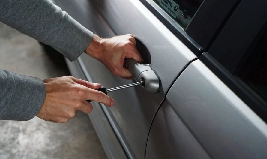 11 Significados de Soñar con Robar un Coche
