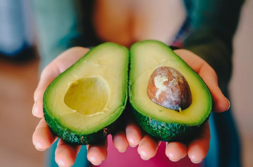 20 Significados de Soñar con Aguacates