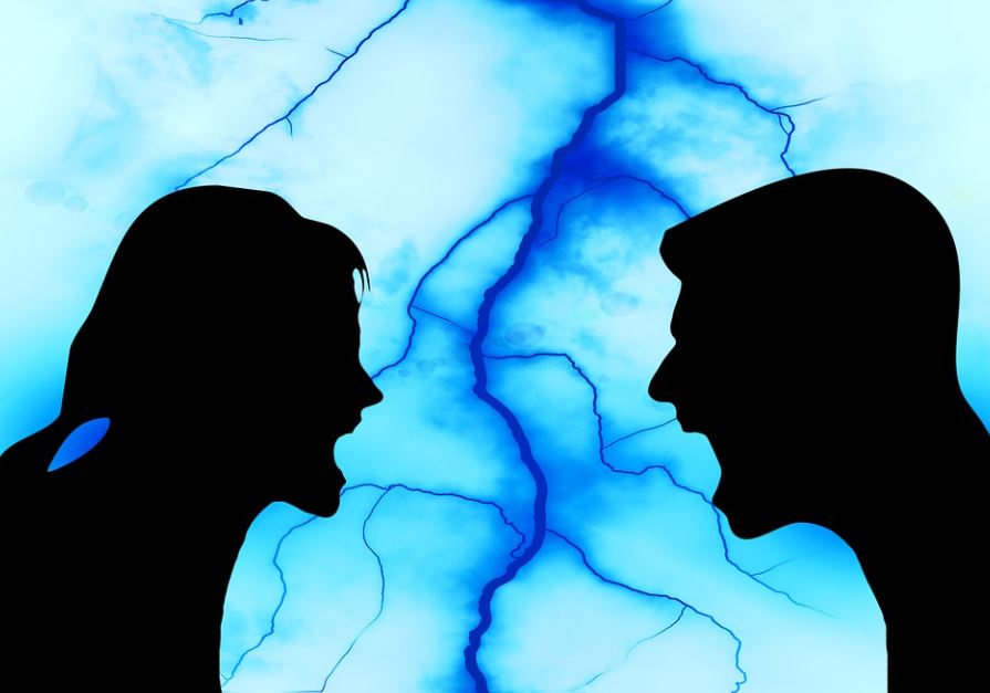 18 Significados de Soñar con Pelear