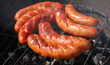 21 Significados de Soñar con Salchichas Crudas