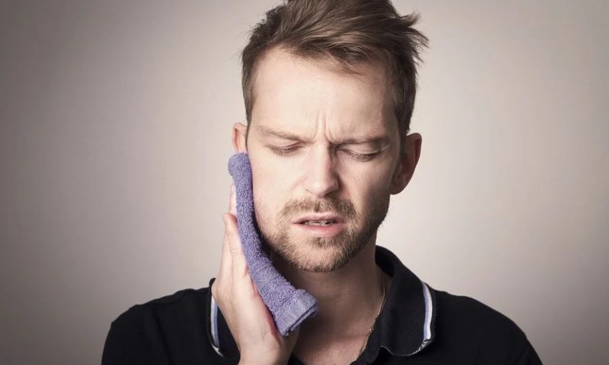 15 Significados de Soñar con Dientes Podridos