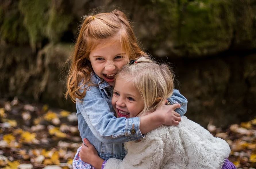 13 Significados de Soñar con tu Hermana