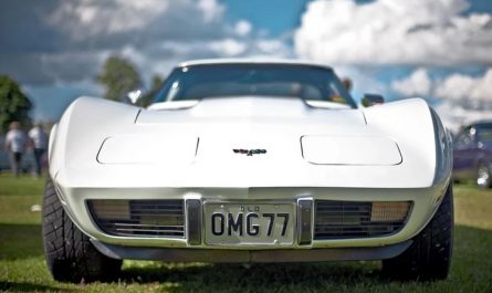 13 Significados de Soñar con un Coche Blanco