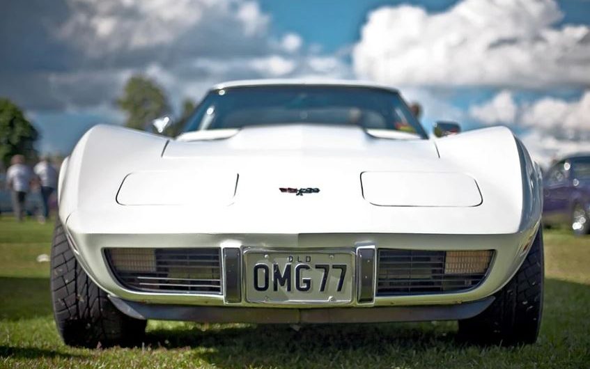 13 Significados de Soñar con un Coche Blanco