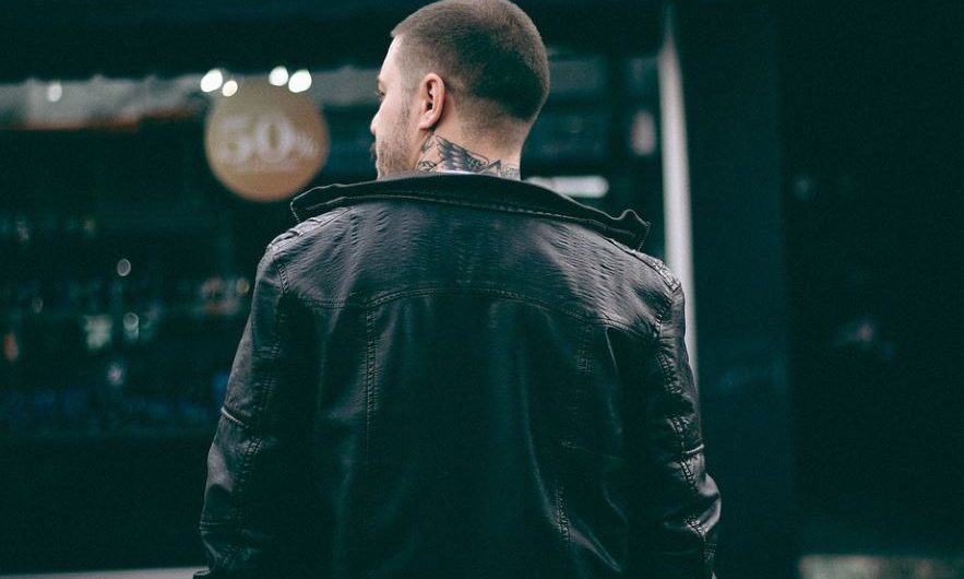 18 Significados de Soñar con una Chaqueta