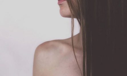 10 Significados de Soñar con Cabello en la Comida