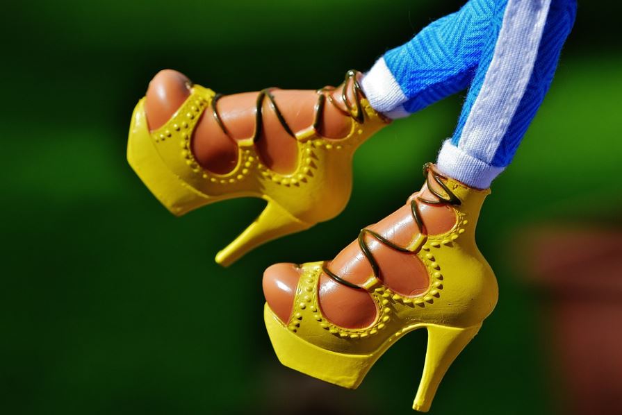 17 Significados de Soñar con Tacones Altos