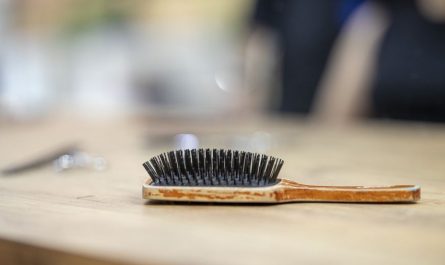 13 Significados de Soñar con un Peine