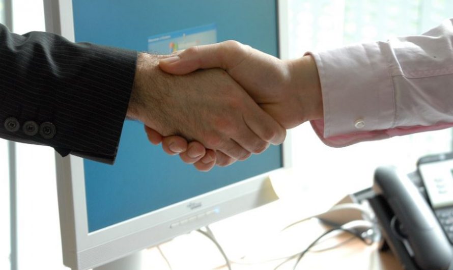 ¿Qué significa soñar con estrechar la mano? 11 significados simbólicos