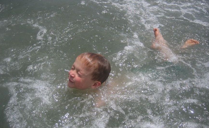 ¿Qué significa soñar con un niño ahogándose? 13 significados simbólicos