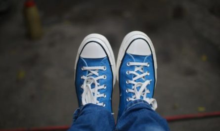 ¿Qué significa soñar con zapatillas Converse? 6 significados simbólicos