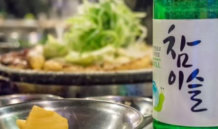 ¿Qué significa soñar con beber soju? 9 significados simbólicos