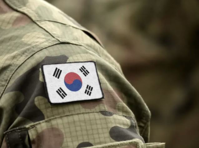 ¿Qué significa soñar con volver a alistarse en el ejército?