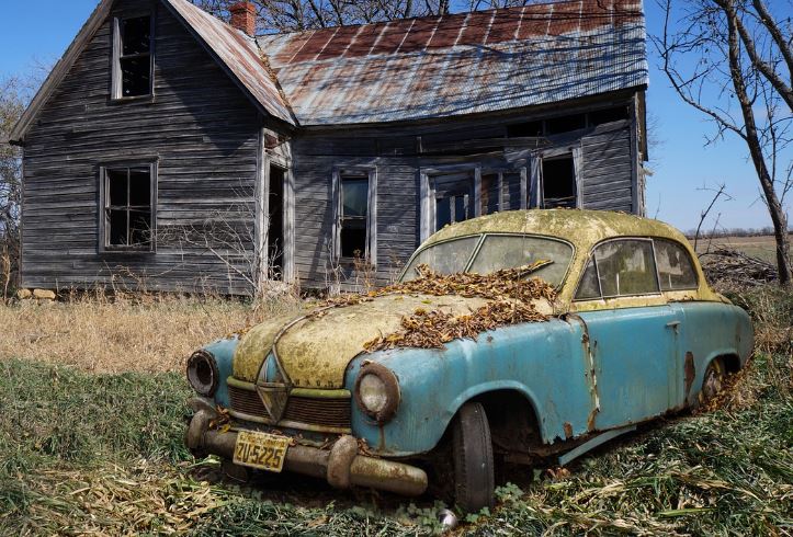 ¿Qué significa soñar con un coche desguazado o siniestrado?