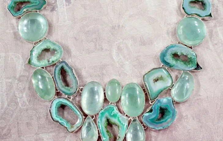 夢見海藍寶石的多種含義和象徵